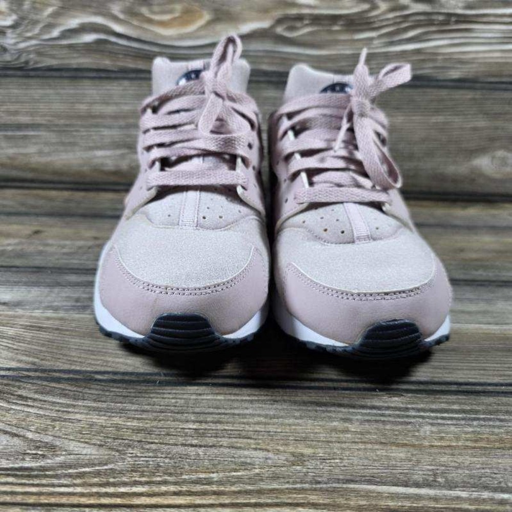Nike Air Huarache Run Particle Beige Pink Desert Sand Size 6Y (Women's 7.5)